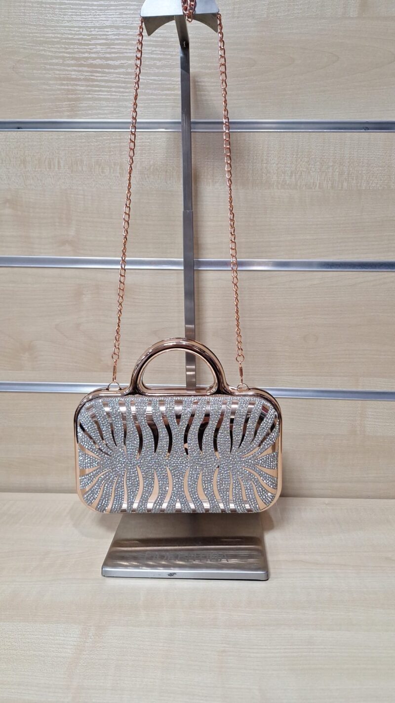 nr 5930 Champagne - obrazek 3