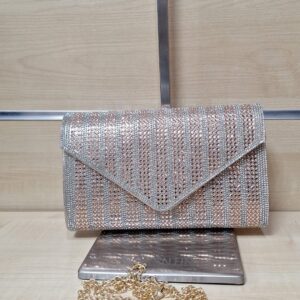 nr HD 1332 Champagne